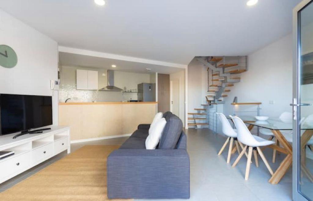 Modern Seafront Flat With A Private Garage Διαμέρισμα Ελ Μέντανο Εξωτερικό φωτογραφία