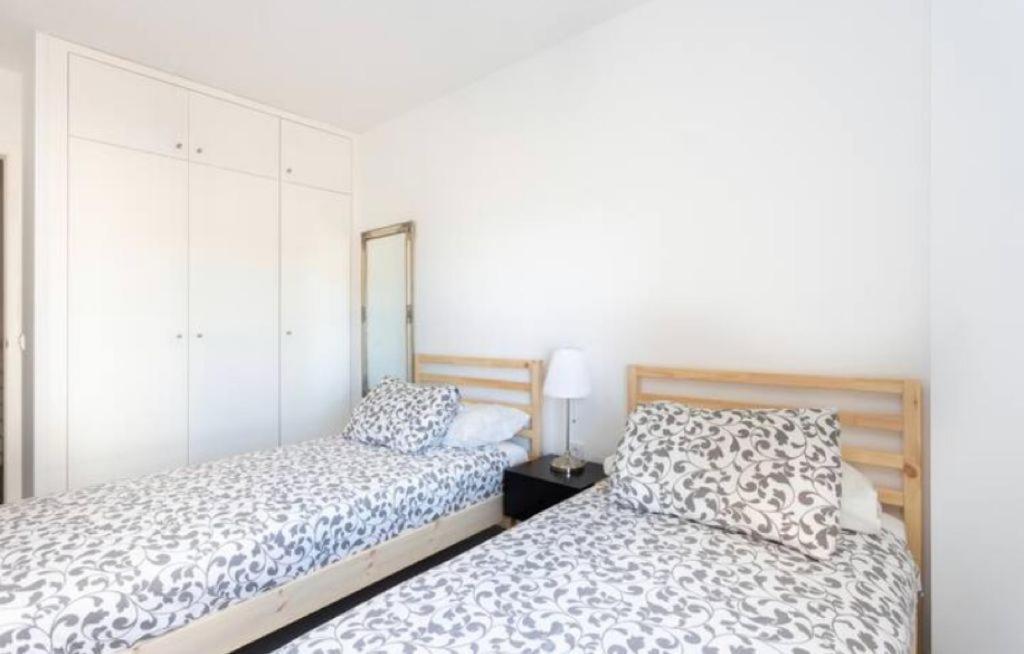 Modern Seafront Flat With A Private Garage Διαμέρισμα Ελ Μέντανο Εξωτερικό φωτογραφία